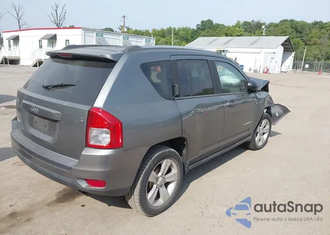 2013 Jeep Compass Sport z USA, uszkodzony, nr VIN 1C4NJCBB3DD223263